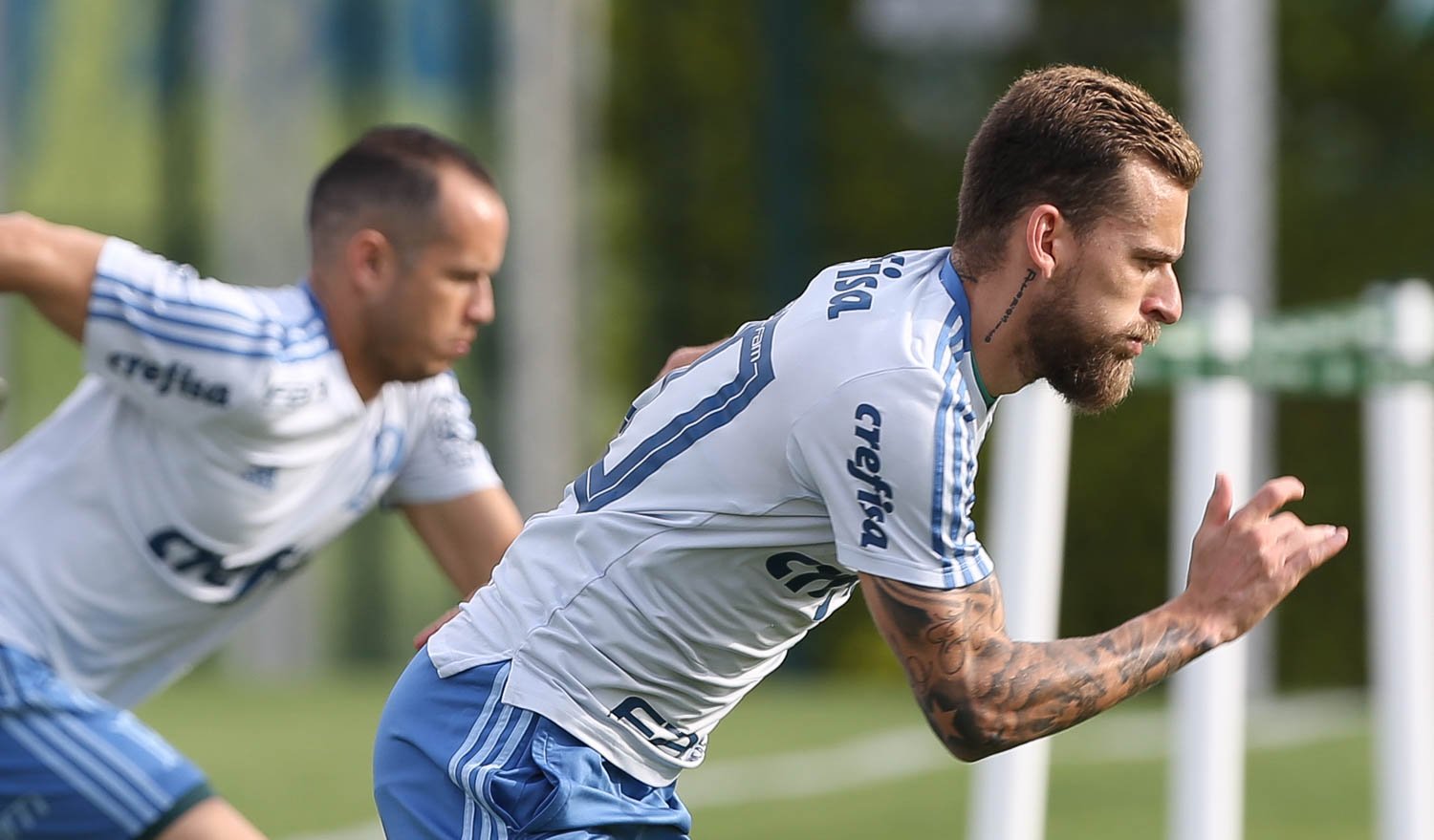 Sem espaço, meia entra na mira do Cruzeiro; Palmeiras define moldes para fechar acordo 1 guerra lucas lima palmeiras