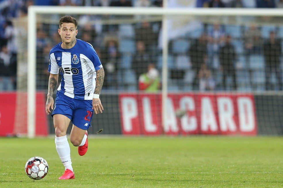 Barros conta com aval de Abel e Palmeiras busca contratação de meia do Porto; atleta também é desejo de Milan e Roma 10 Barros conta com aval de Abel e Palmeiras busca contratação de meia do Porto; atleta também é desejo de Milan e Roma