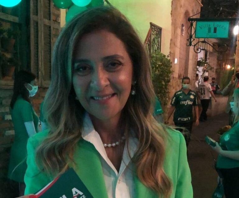 Leila indica favorito para substituir Barros no Palmeiras em 2022