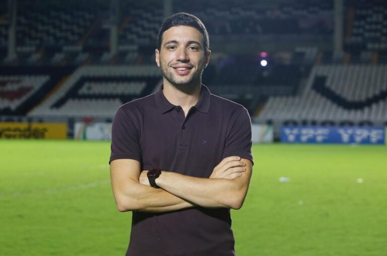 Pássaro