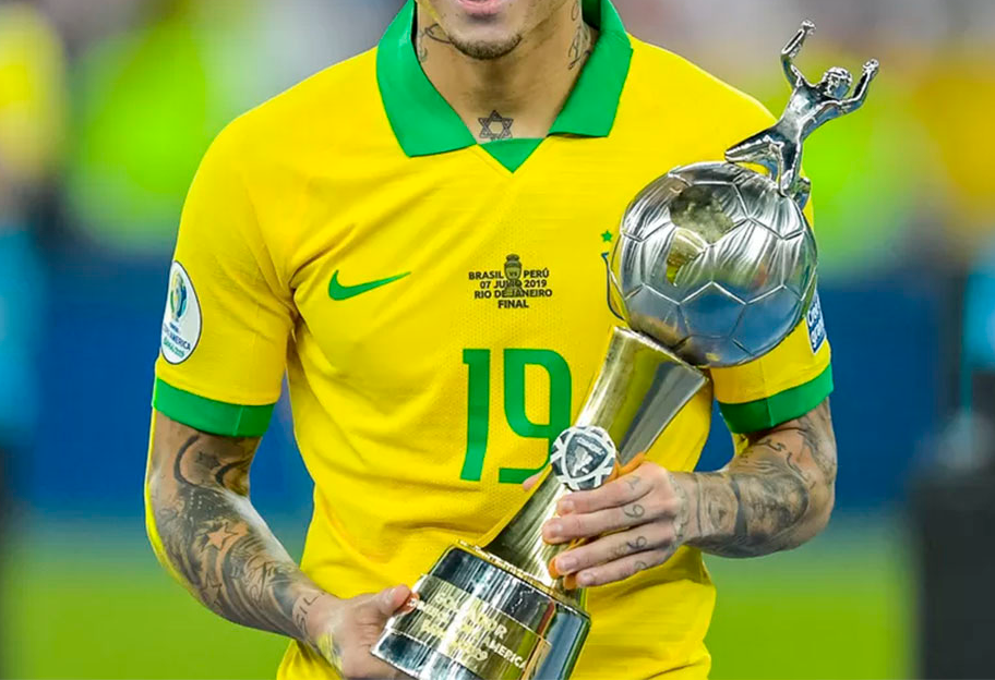 Palmeiras se interessa em jogador da Seleção Brasileira