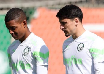 Vanderlan e Piquerez. Foto: Cesar Greco/Palmeiras