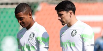 Vanderlan e Piquerez. Foto: Cesar Greco/Palmeiras