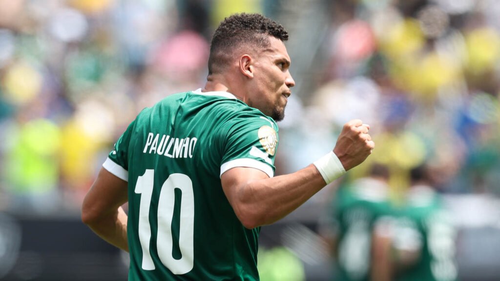 "Quando acabar o Mundial..."; Abel Ferreira faz alerta preocupante sobre lesão de Paulinho 3 Paulinho. Foto: Cesar Greco/Palmeiras