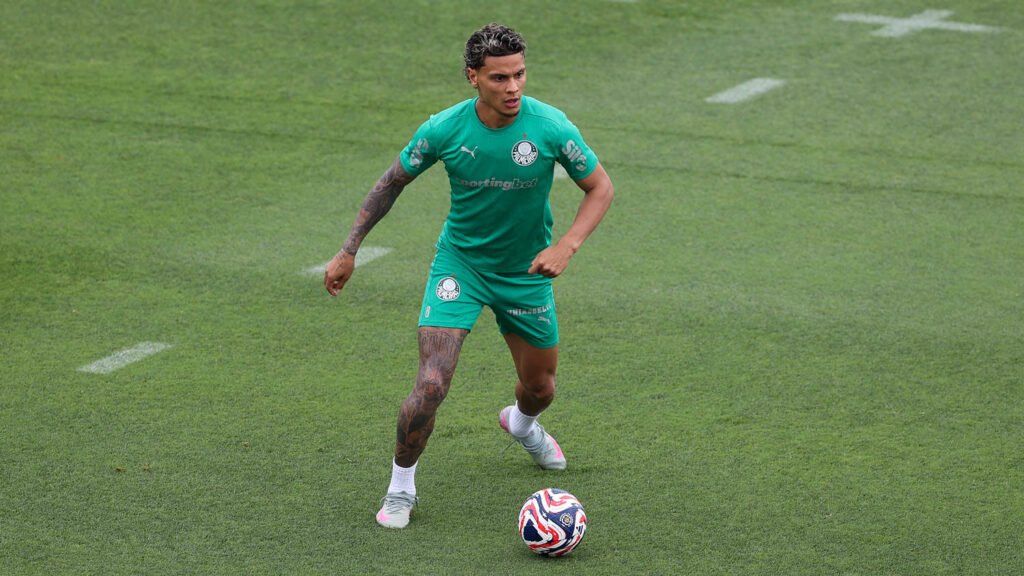 Uruguaio 'badalado' pode substituir Richard Ríos no Palmeiras 2 Richard Ríos. Foto: Cesar Greco/Palmeiras
