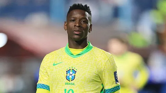 Luiz Henrique se rende ao talento de titular do Palmeiras: "Muito difícil" 1 Luiz Henrique, da Seleção Brasileira, fez questão de exaltar um titular do Palmeiras. Foto: Buda Mendes/Getty Images