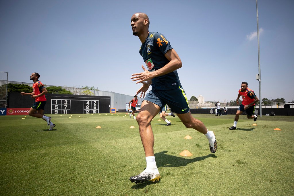 Entre Palmeiras e Al-Ittihad, Fabinho define onde deseja atuar 3 Fabinho, da Seleção Brasileira, encaminhou o seu futuro e agita a torcida do Palmeiras. Foto: Lucas Figueiredo/CBF