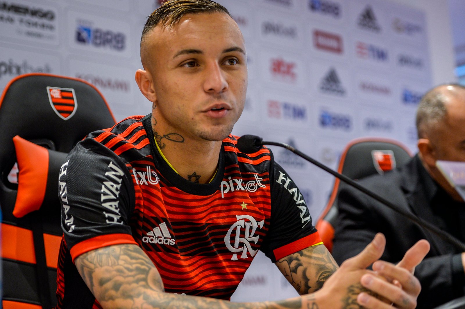Foto: Marcelo Cortes / Flamengo - Everton Cebolinha tem contrato somente até dezembro. 