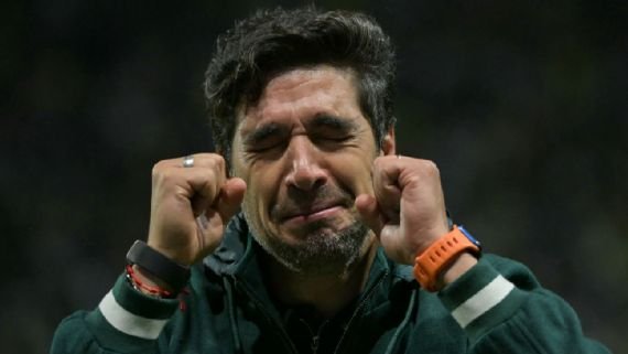 STJD aplica suspensão pesada a Abel Ferreira e preocupa o Palmeiras 1 Abel Ferreira é punido pelo STJD. Foto: NELSON ALMEIDA/AFP via Getty Images