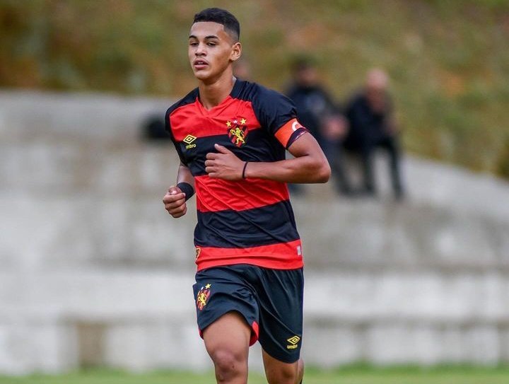 Lucas Hanry. Foto: Divulgação/Sport 