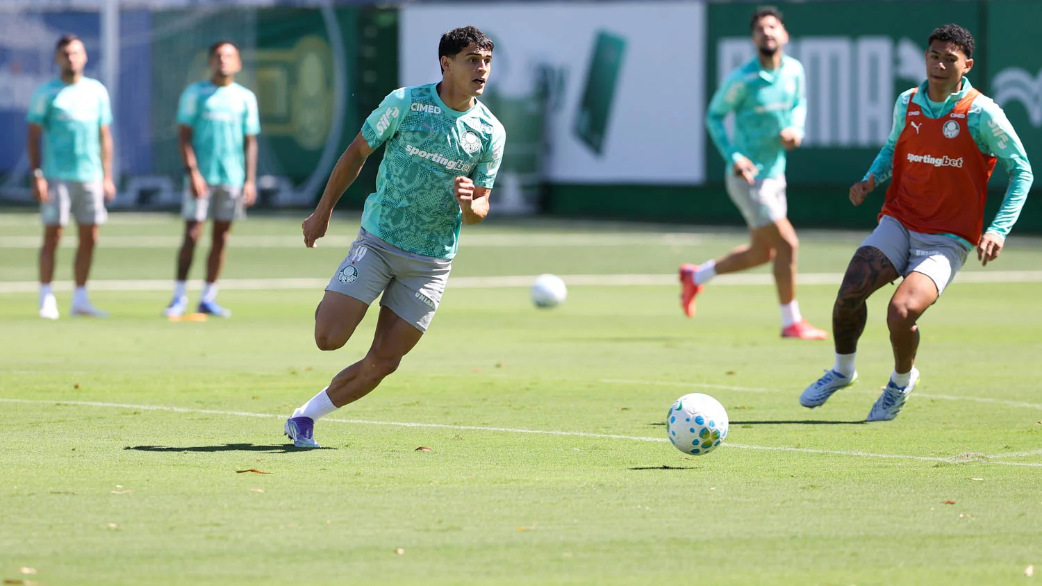 Ramón Sosa deve começar entre os onze iniciais diante do Corinthians, pelo Campeonato Brasileiro. Foto: Cesar Greco/Palmeiras