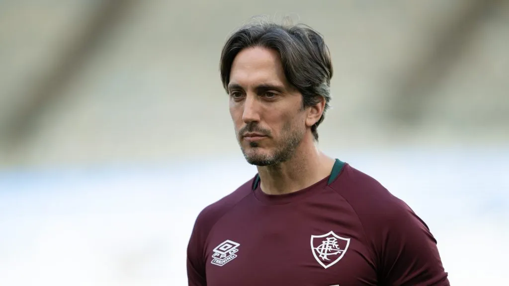 Luis Zubeldía indica meia do Palmeiras ao Fluminense. Foto: Jorge Rodrigues/AGIF