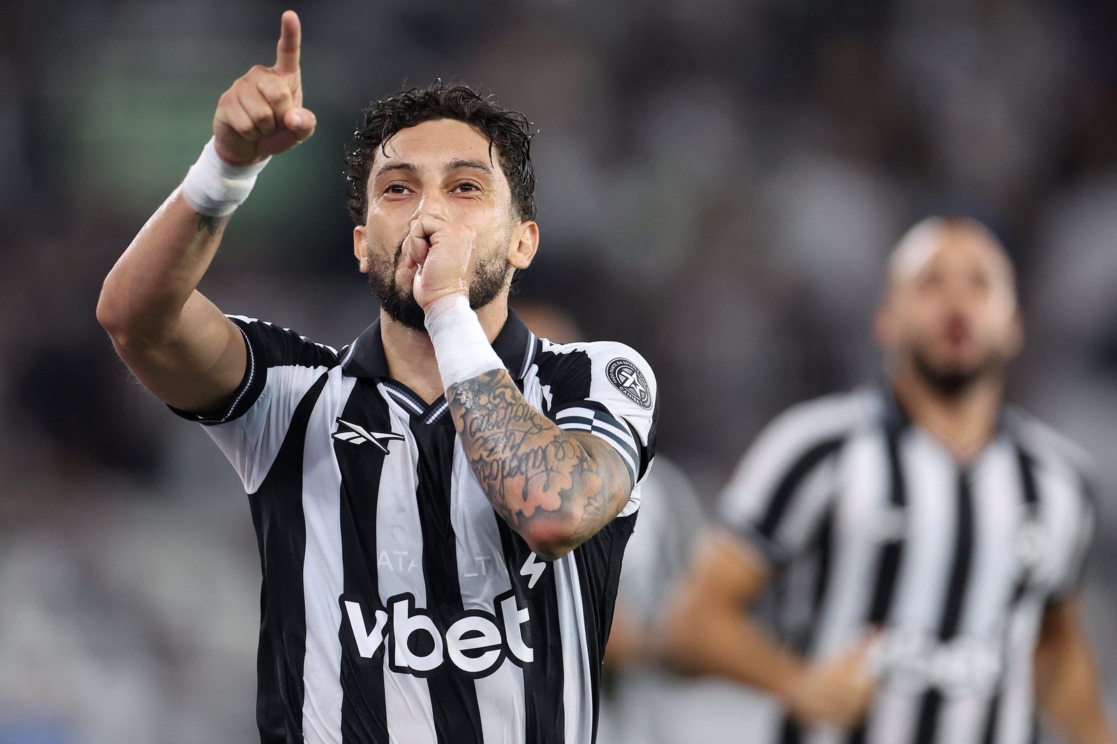 Alex Telles é mais um alvo da diretoria do Palmeiras. Foto: Vitor Silva/Botafogo.