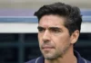 Abel aprova e Palmeiras acelera renovação de peça-chave até 2029